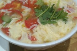 娱乐吃瓜酱鸡蛋汤视频播放,揭秘视频背后的趣味与温情