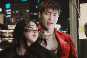 娱乐吃瓜酱催泪瞬间视频,娱乐吃瓜酱催泪视频感动全网